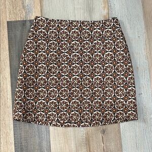H and M Multicolor Floral Mini Skirt Sz 8 Black Interior Lining Zip Up Back